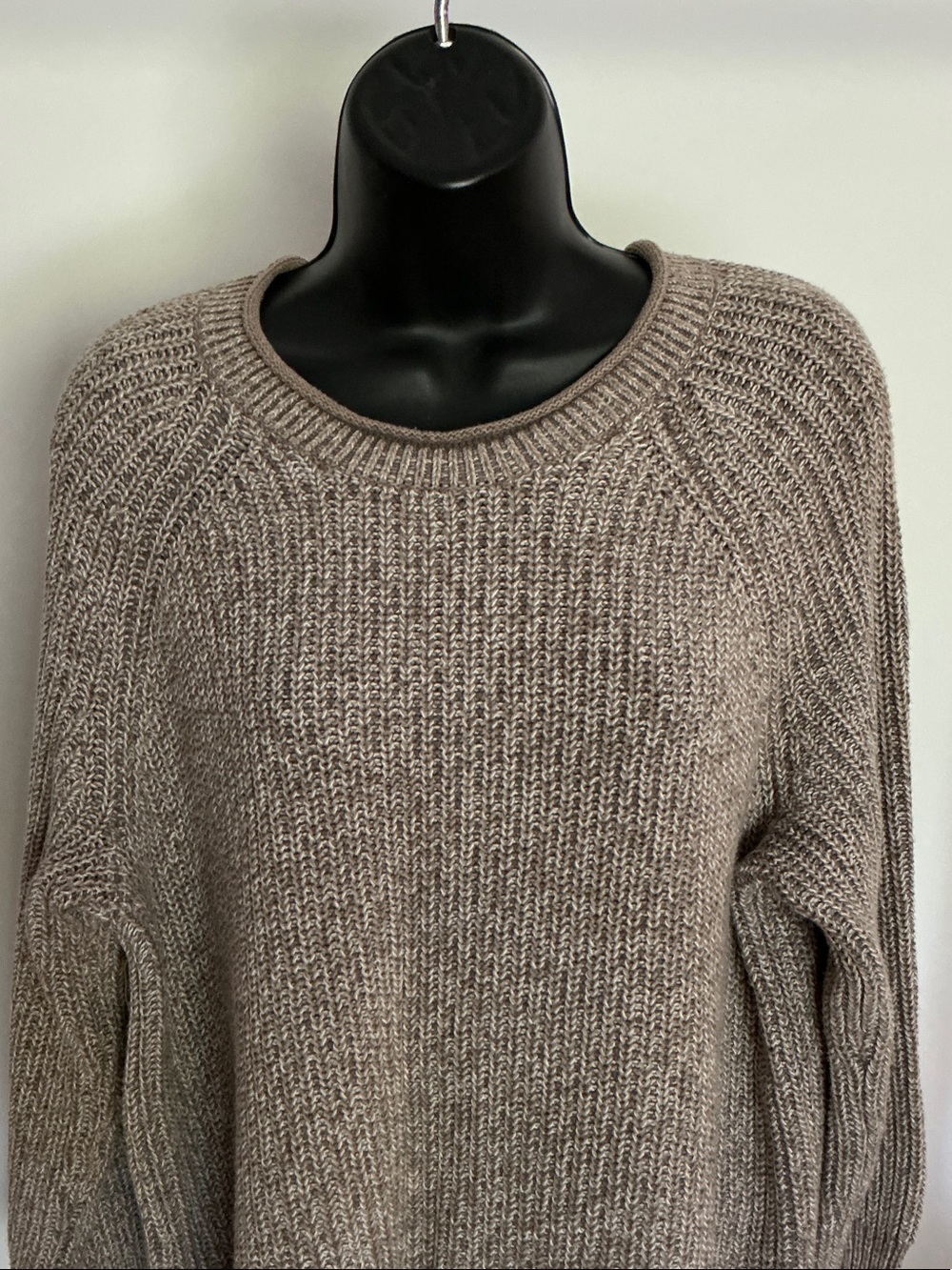 Ellen Tracy Marled Crewneck Sweater, Oatmeal Marl, Size Large - Picture 4 of 16